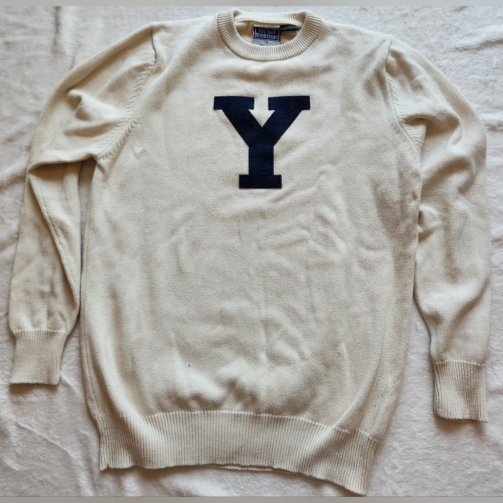 Collegiate Cream and Blue Crewneck Sweater with Ribbed Details